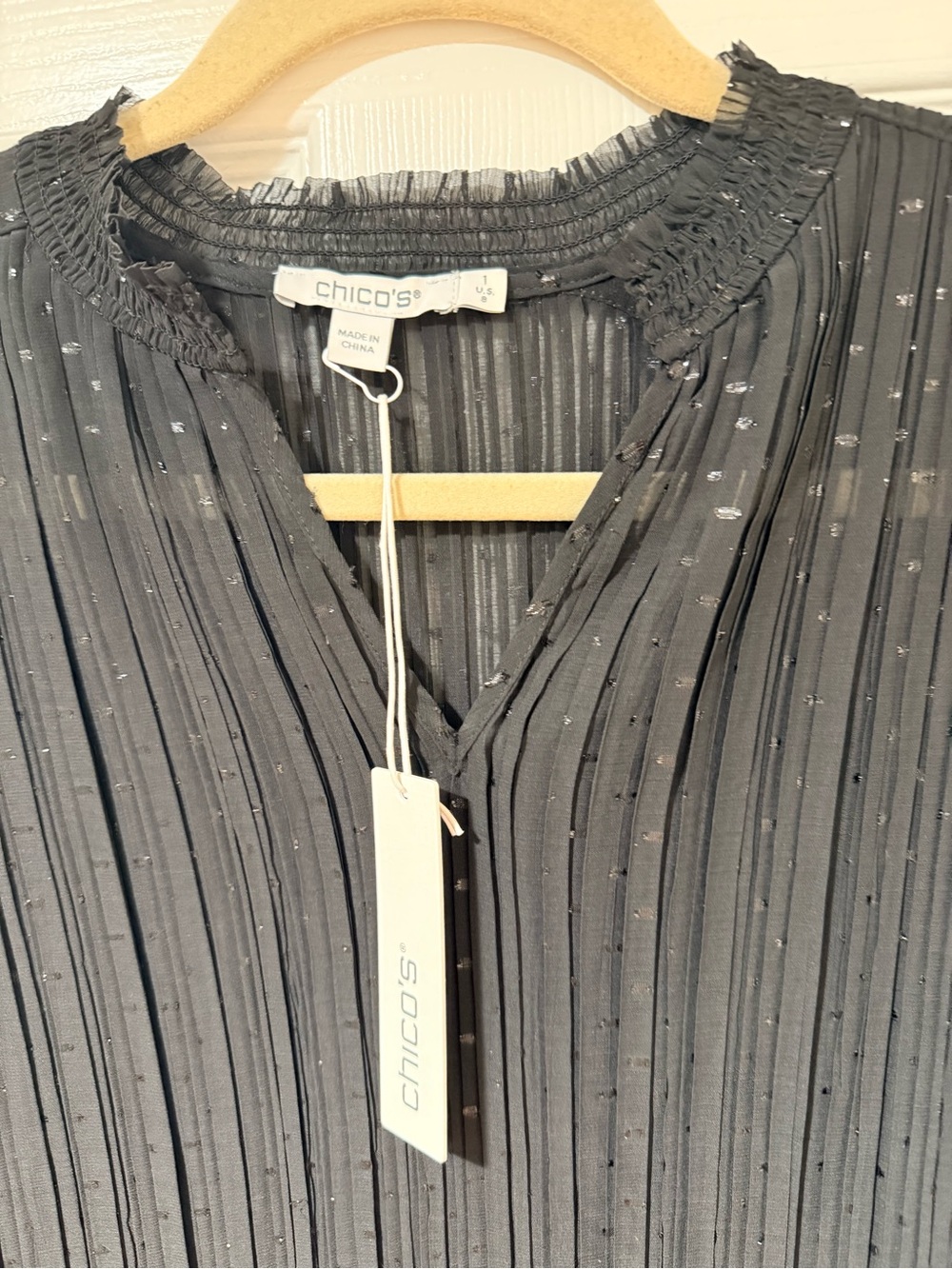 NWT Chico's Black Pintuck Long-Sleeve Blouse - Picture 3 of 5